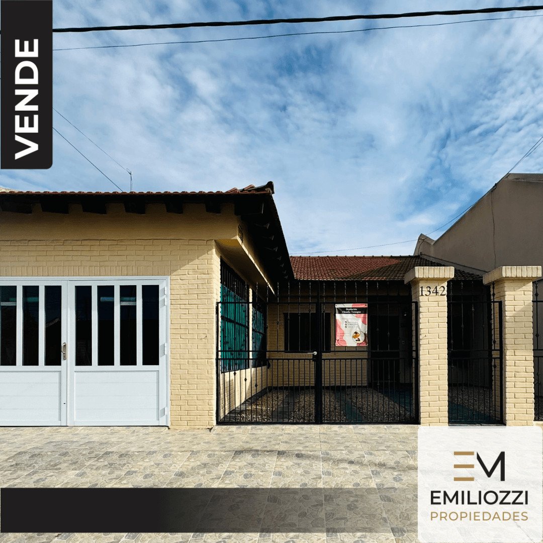 Casa -  3 Dormitorios - Barrio Sarmiento