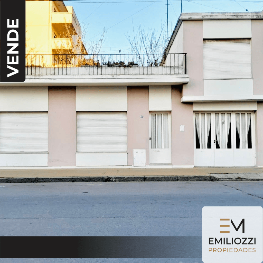 Casa - 4 Dormitorios- Centro