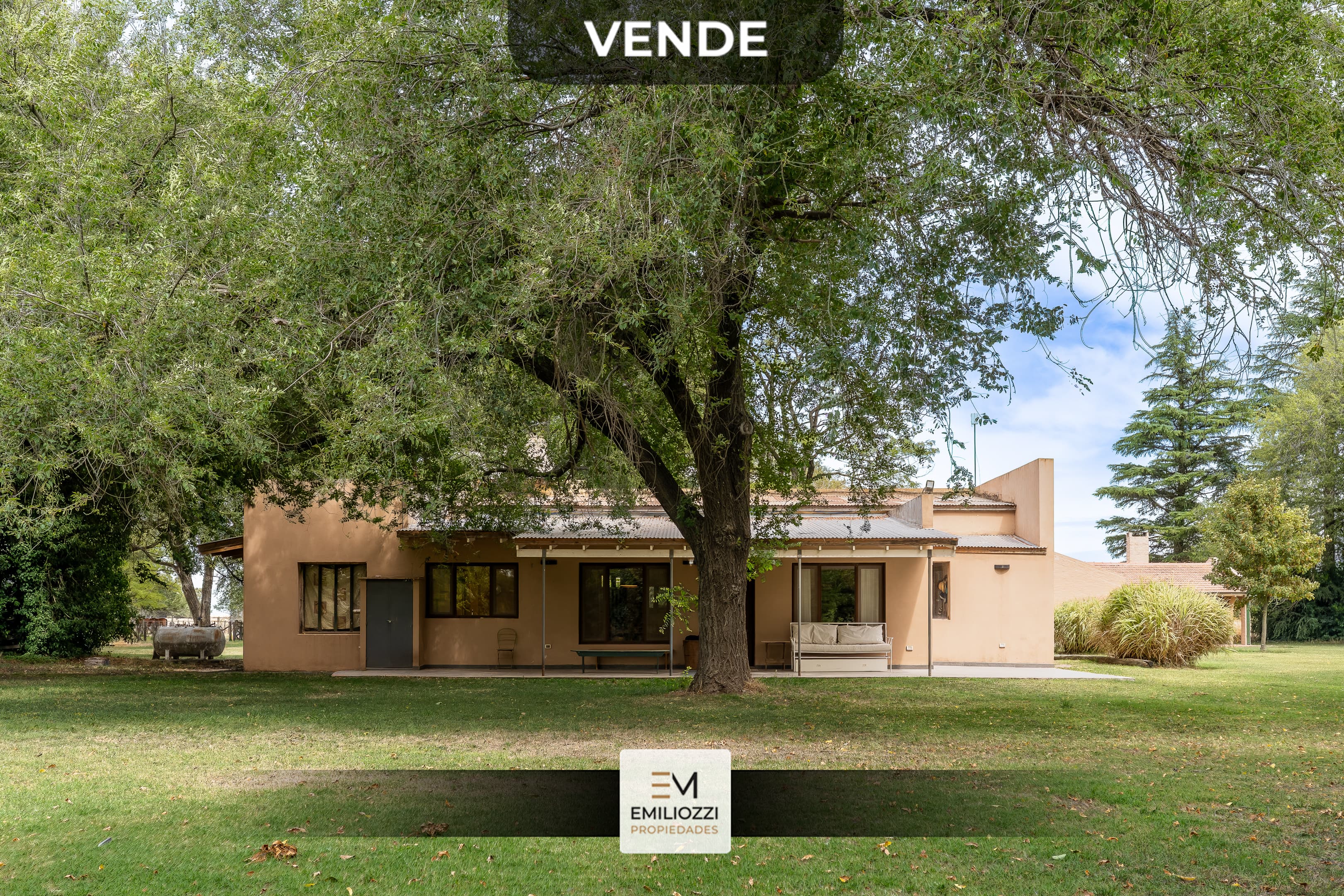 CASA QUINTA DE DISEÑO ZONA LA BOTA