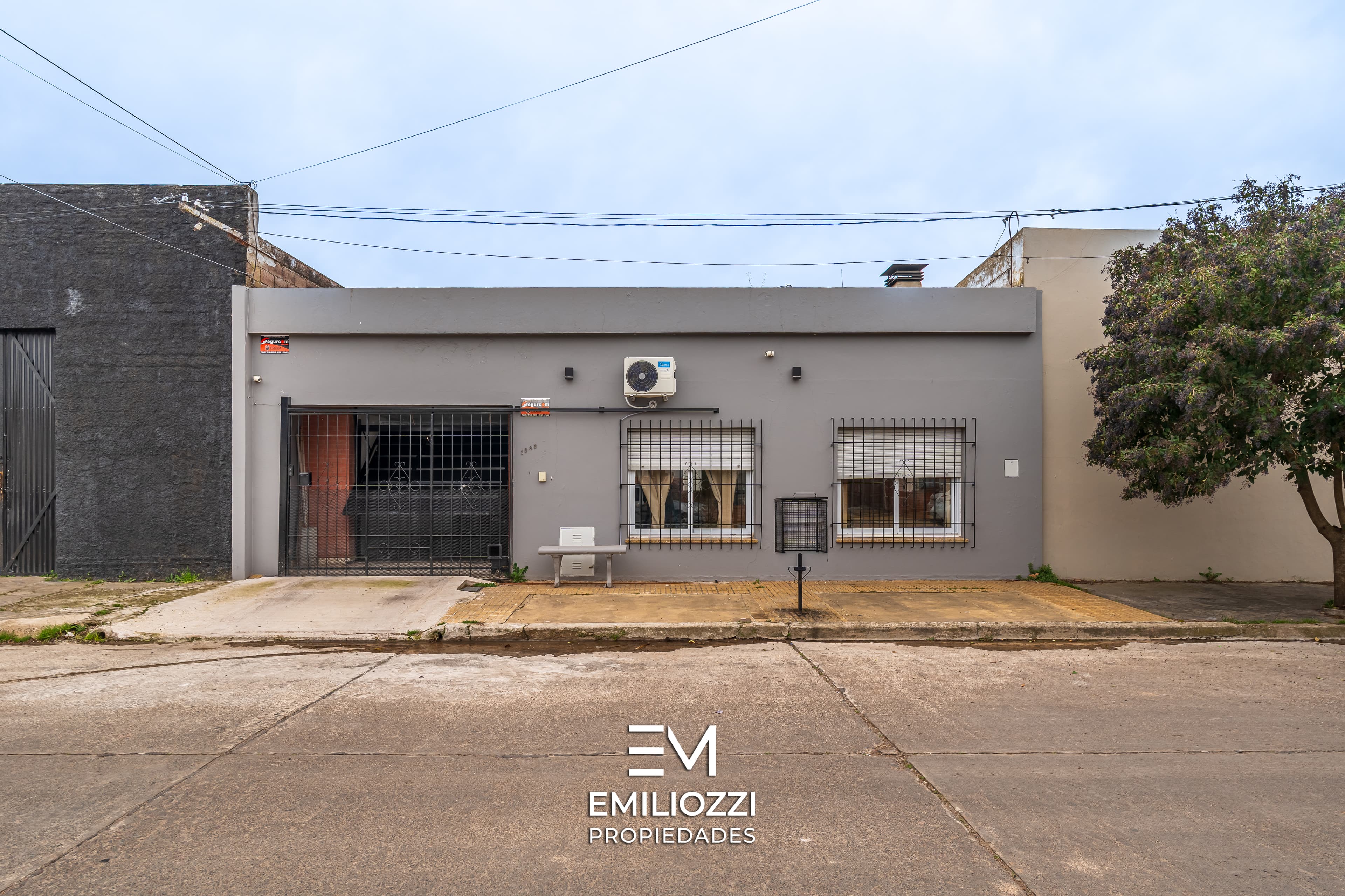 CASA 3 DORMITORIOS A METROS DEL CLUB ESTUDIANTES